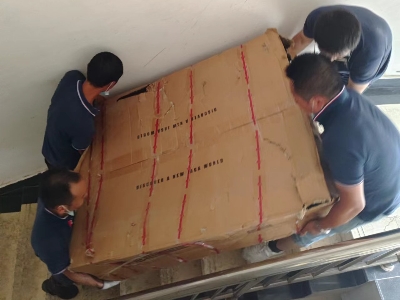 幽卓新能源設備搬遷